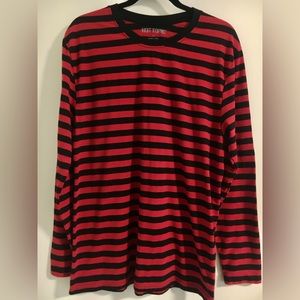 Red & Black Stripe Long-Sleeve T-Shirt